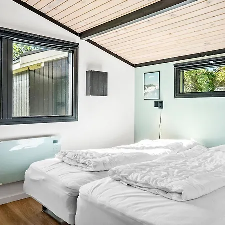 3 Bedroom Stunning In *