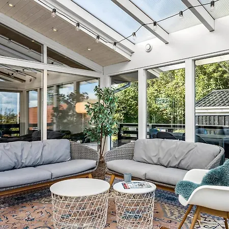 3 Bedroom Stunning In * Strøby Ladeplads