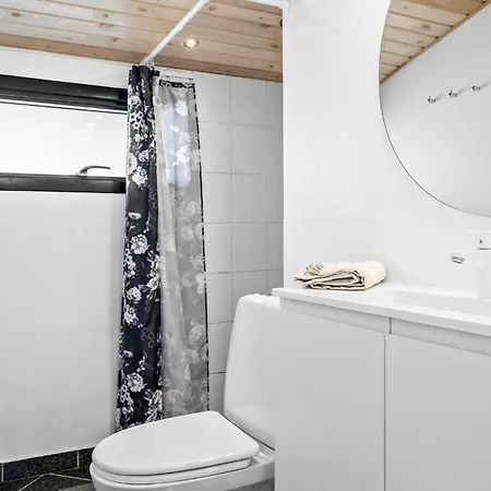 بيت للعطل 3 Bedroom Stunning In Strøby Ladeplads