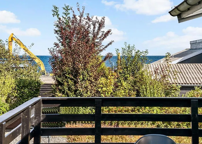 3 Bedroom Stunning In *